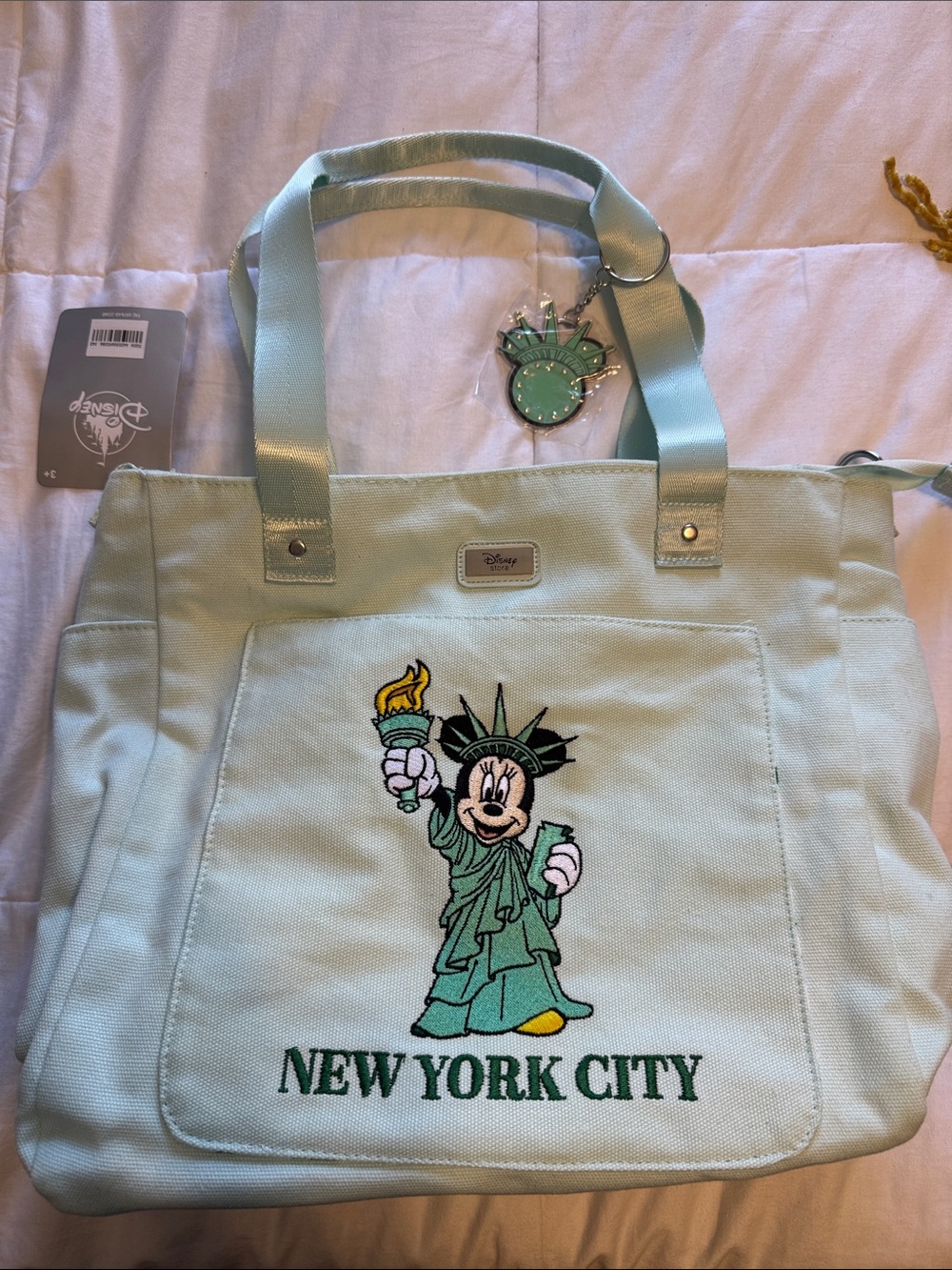 Disney Disney store Minnie Mouse Statue of Liberty, New York City handbag NWT